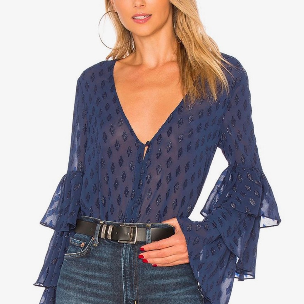 X revolve Margarida top